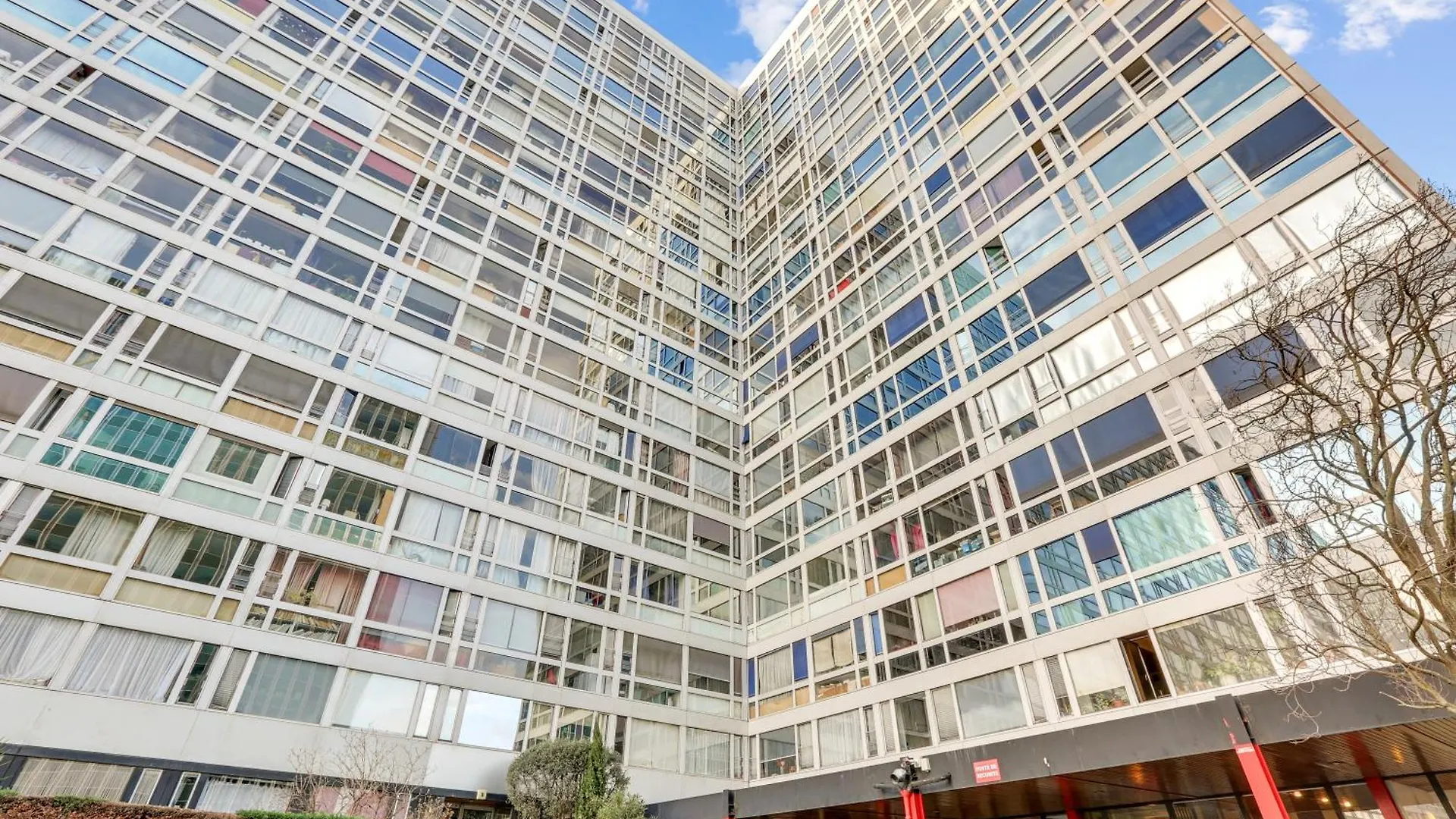 Paris Luxury Apartment 75M2 With Eiffel Tower View, 1 Min Metro, Parking